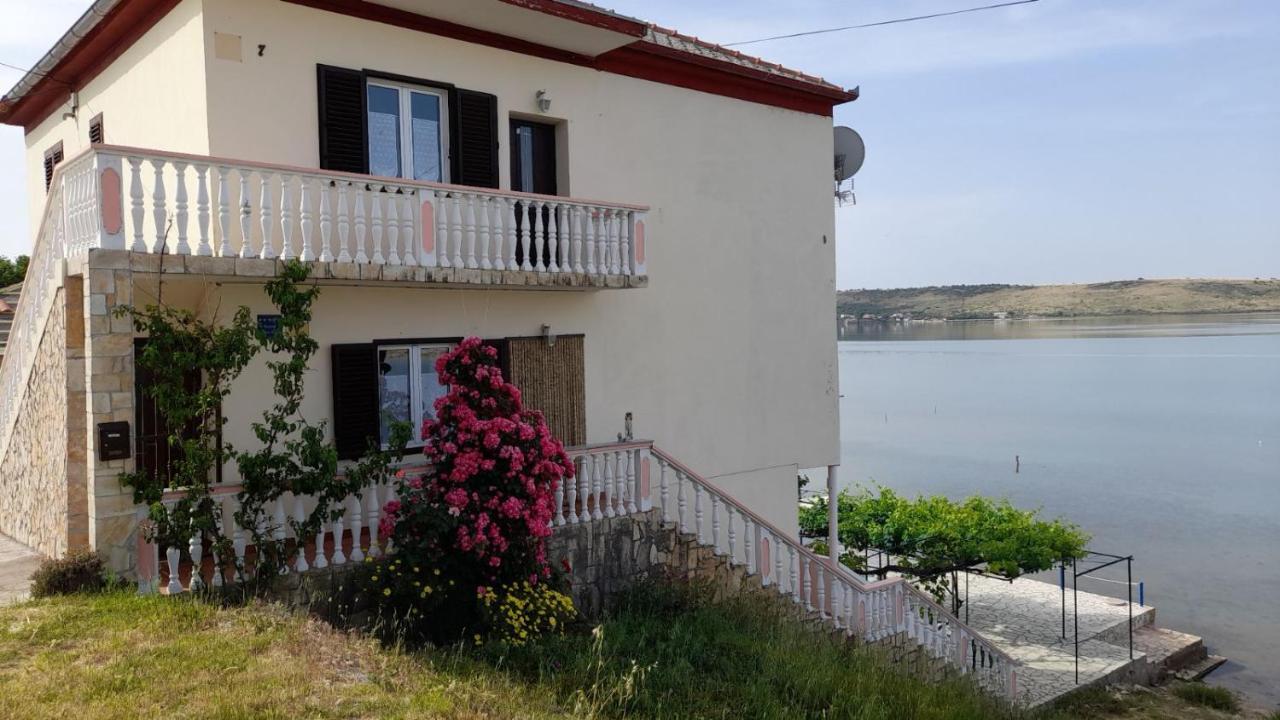 Apartmani Mirko Ljubac Ражанац Экстерьер фото